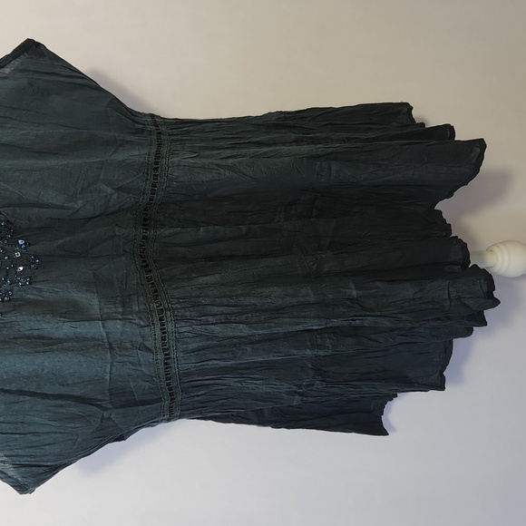 Greater Good Network Women's Hunter Green Sequin Beaded Crinkle Fabric Top 3XL - Picture 3 of 14